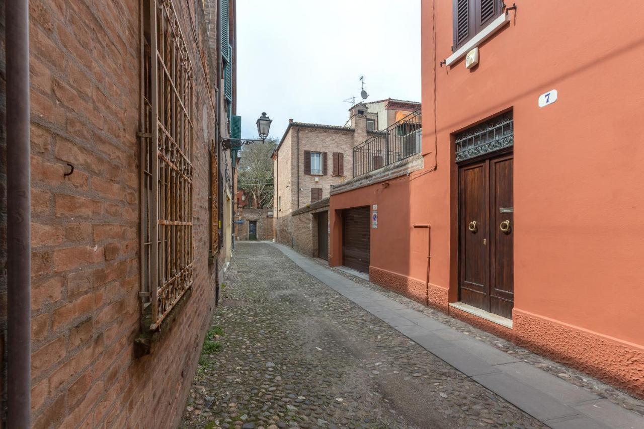 Ferrara Casa Dell'Archivolto Con Garage Apartment Ngoại thất bức ảnh