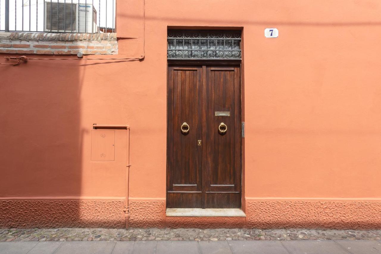 Ferrara Casa Dell'Archivolto Con Garage Apartment Ngoại thất bức ảnh