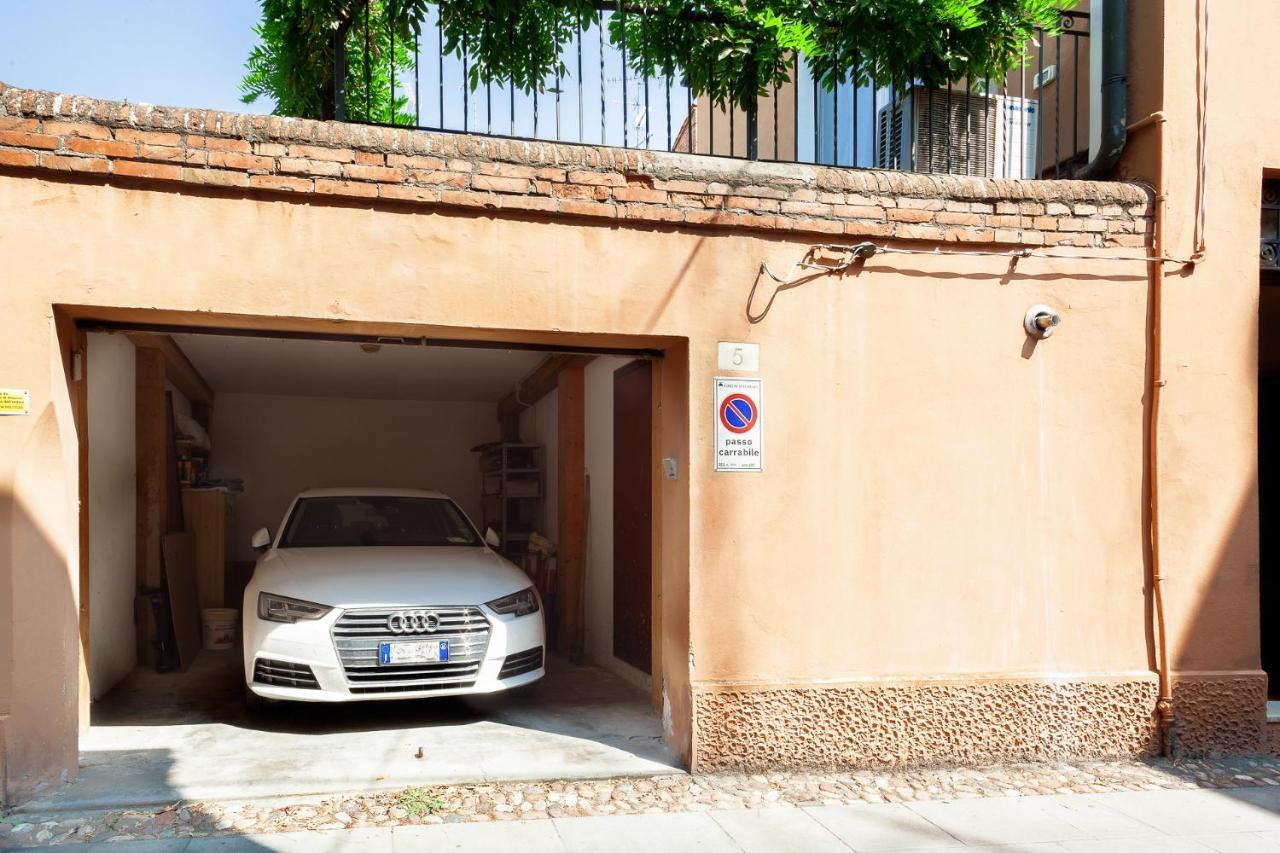 Ferrara Casa Dell'Archivolto Con Garage Apartment Ngoại thất bức ảnh