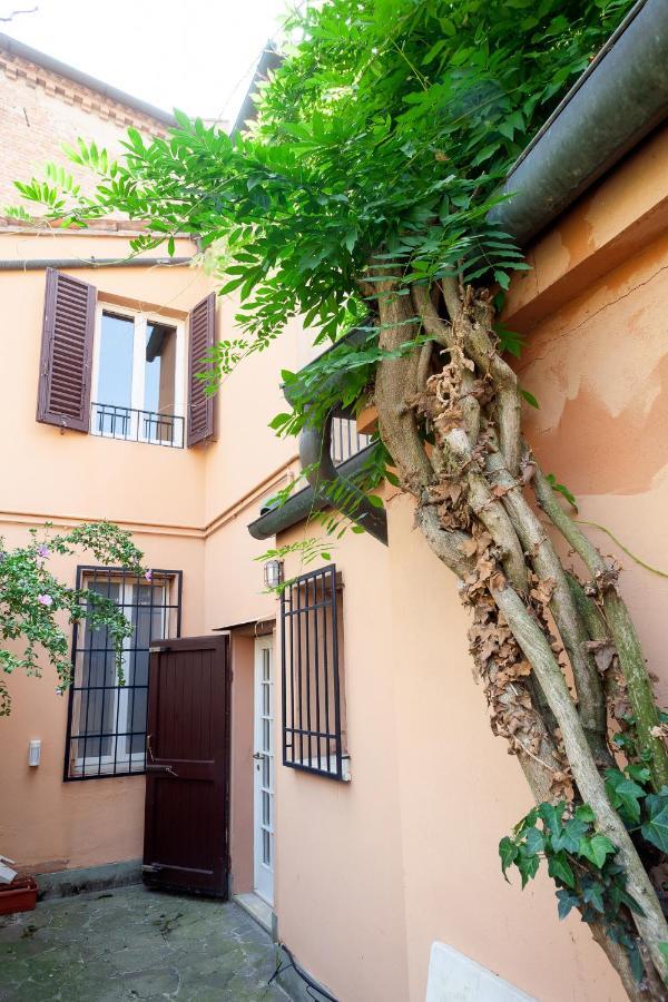 Ferrara Casa Dell'Archivolto Con Garage Apartment Ngoại thất bức ảnh