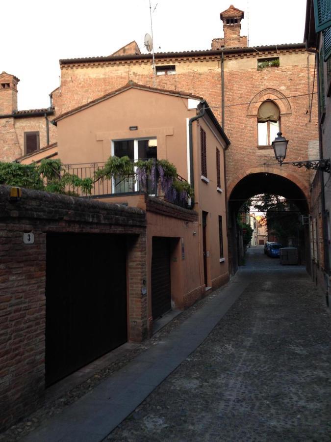 Ferrara Casa Dell'Archivolto Con Garage Apartment Ngoại thất bức ảnh